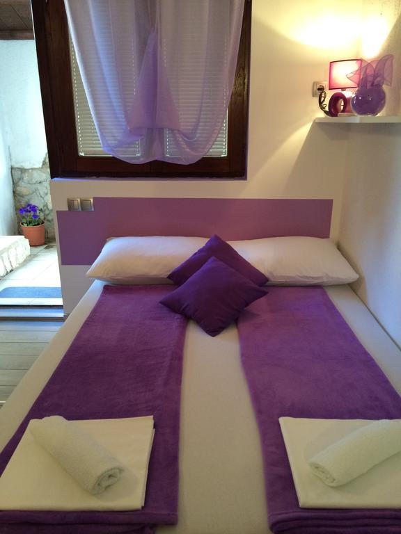 Apartments Nina Omišalj Екстериор снимка